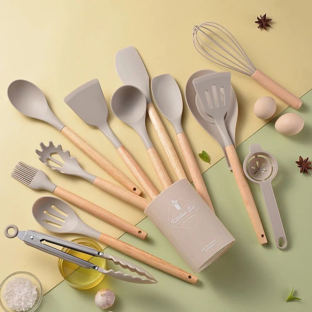 Kitchenset Küchenset 14 teilig in verschiedenen Farben